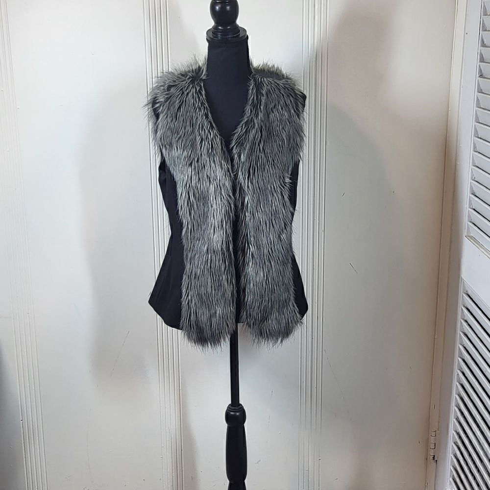 Bisou Bisou Black and Gray Faux Fur Vest